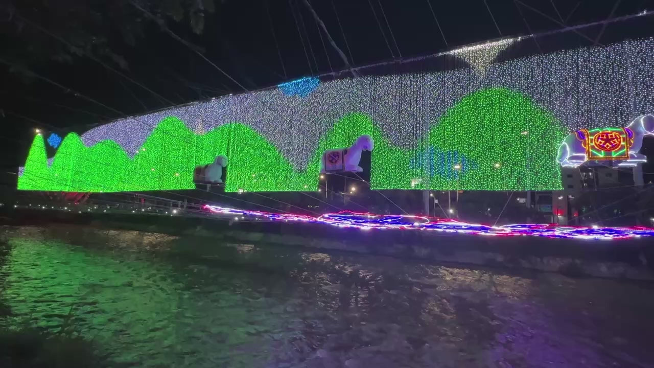 Load video: 